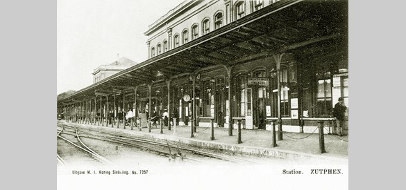 Spoor en perron van het oude Station Zutphen